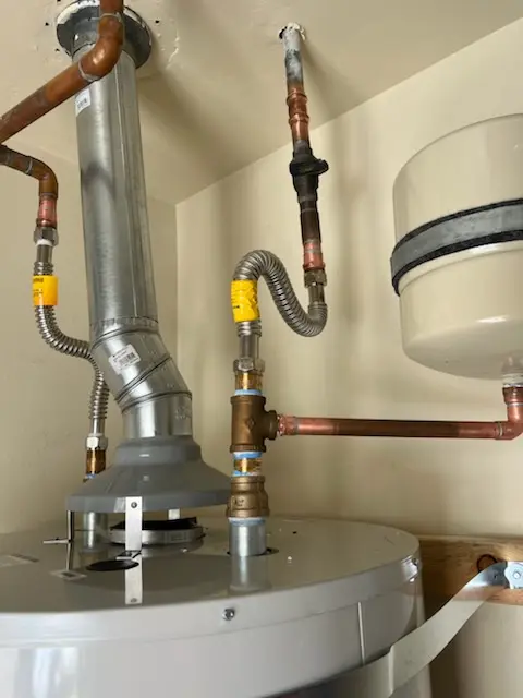Water heater installation and plumbing repair in San Leanna